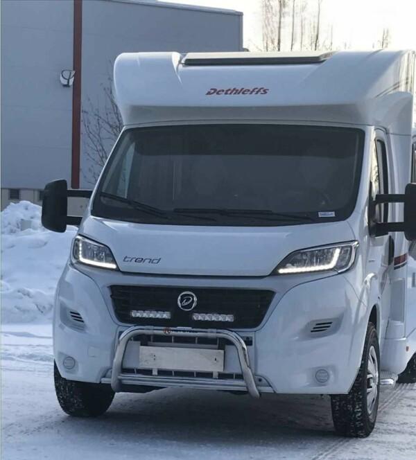 Kuvassa Lisävaloteline Fiat Ducato 2014-