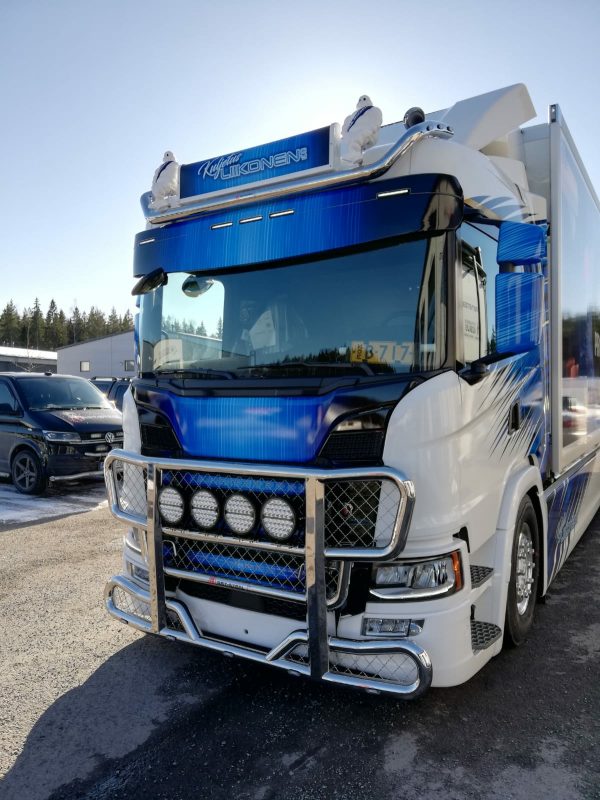 Kuvassa Karjapuskuri Freeway Scania NextGen G 2017-